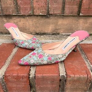 COPY - Manolo Blahnik Floral Brocade Pointed Toe Mules with Mirrored Heel IT 37…